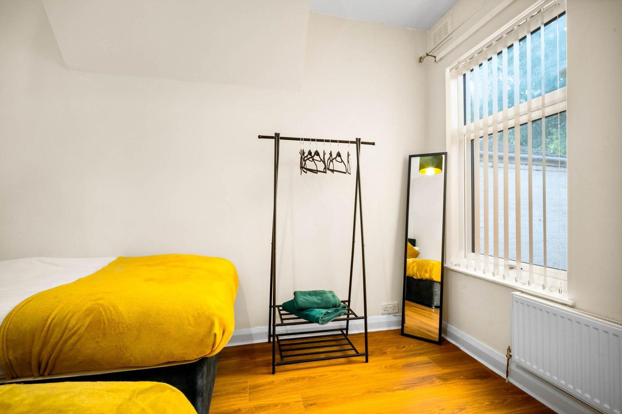 バーミンガム 3 Bed House For Contractors & Families And Free Parkingヴィラ エクステリア 写真